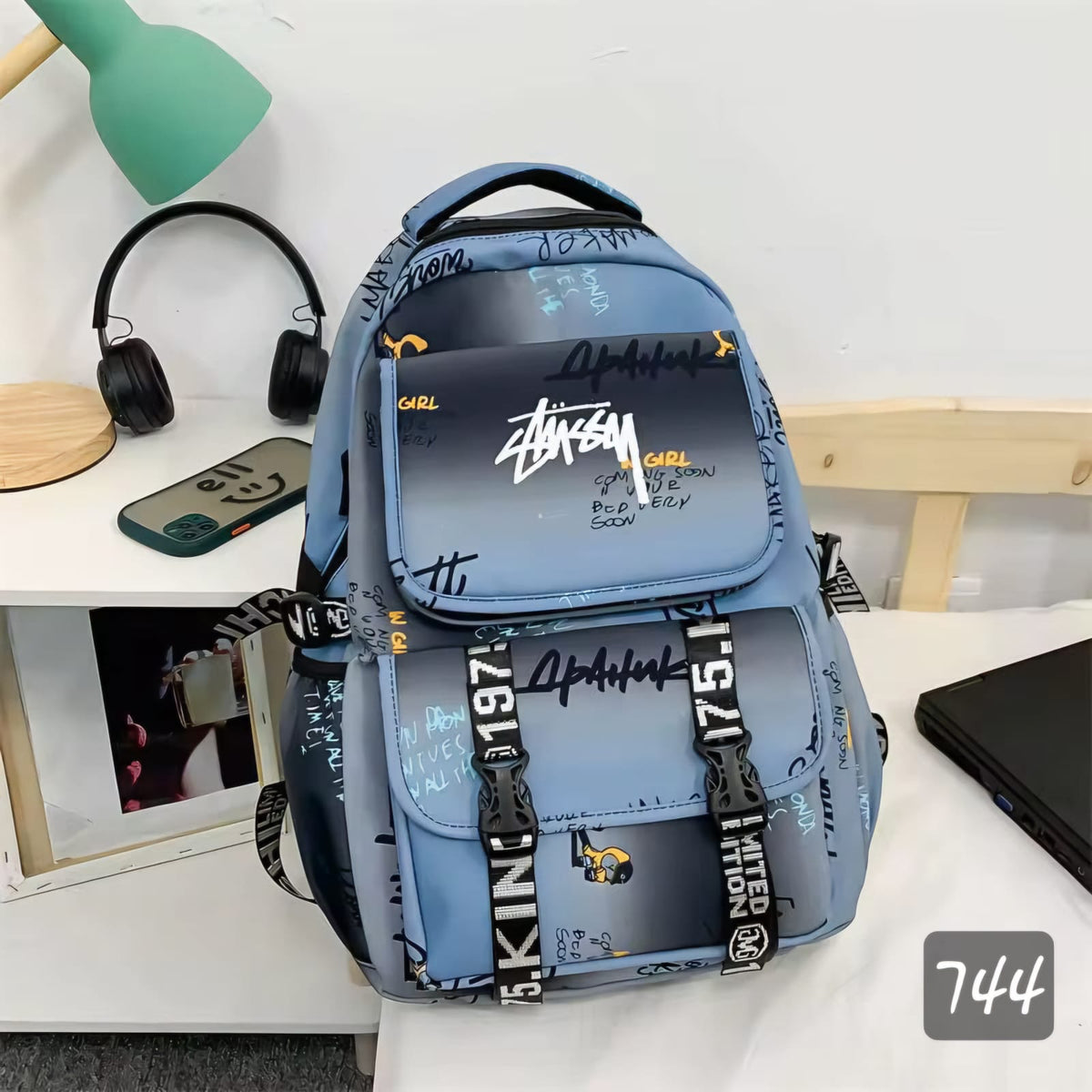 Junior high school's gradient schoolbag
